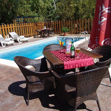 Hotel Buena Vissta Primorsko Luaran gambar