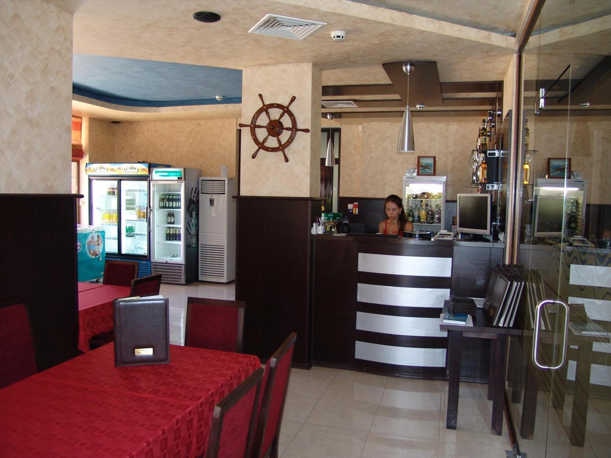 Hotel Buena Vissta Primorsko Luaran gambar