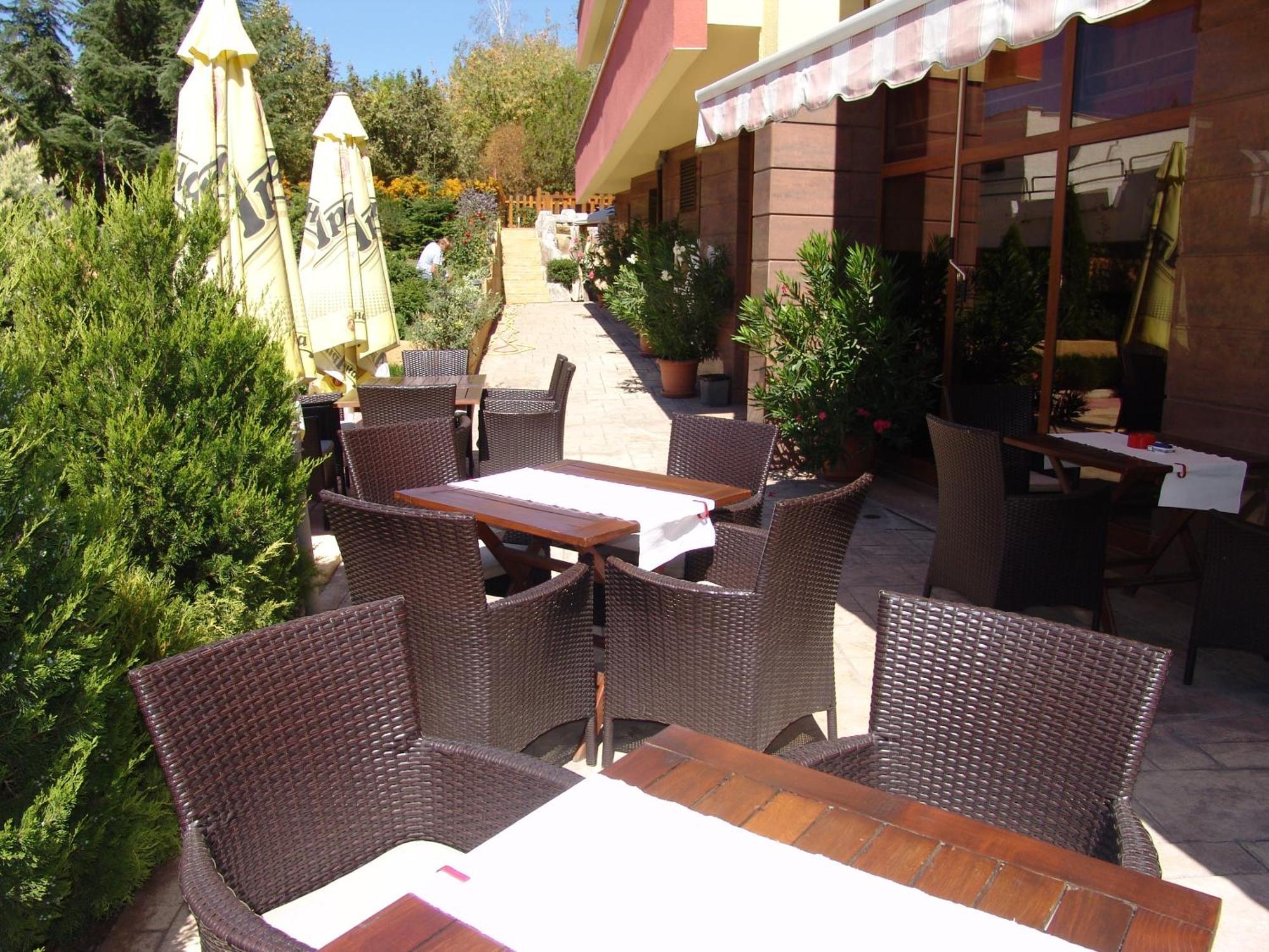 Hotel Buena Vissta Primorsko Luaran gambar