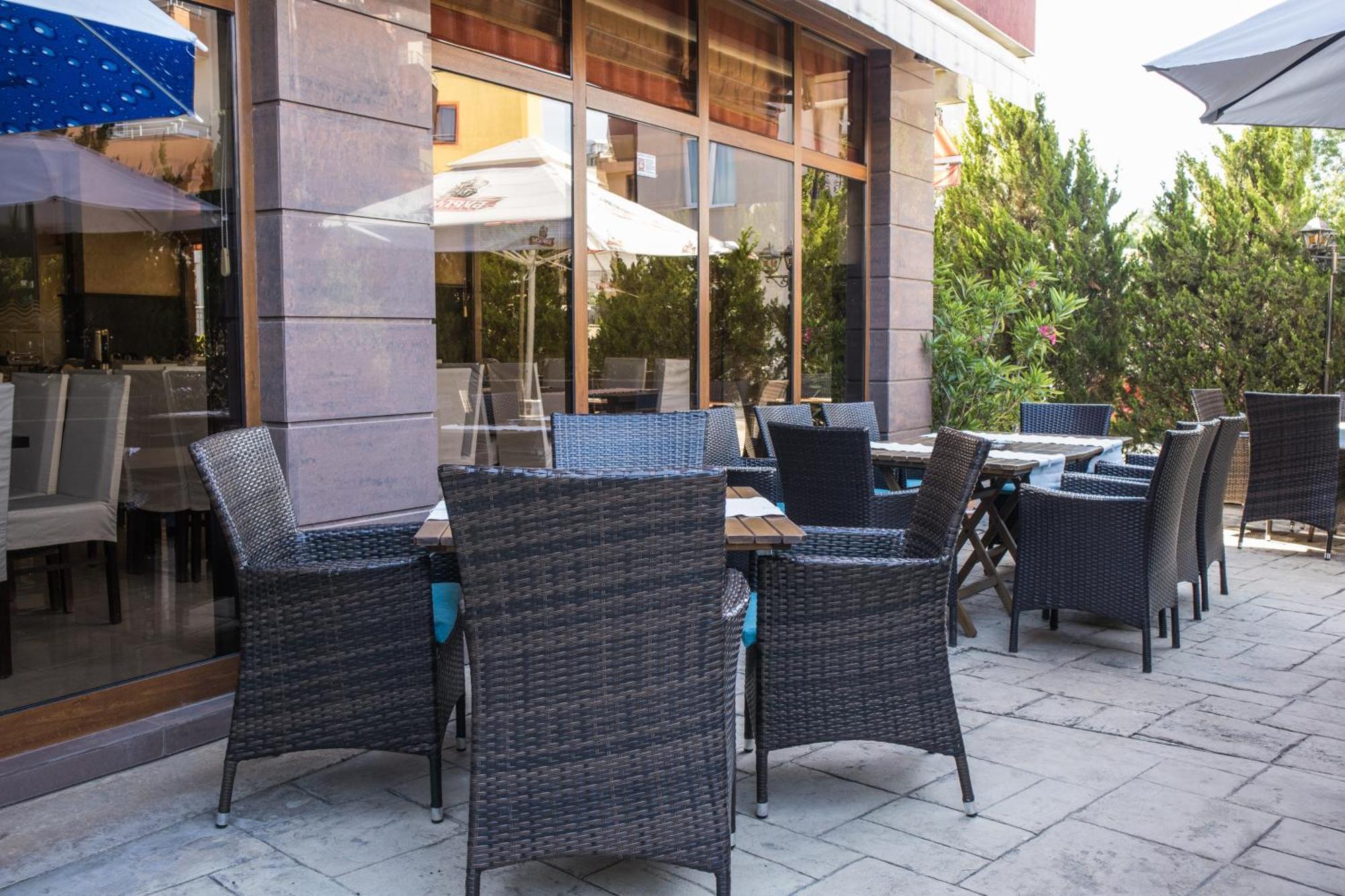 Hotel Buena Vissta Primorsko Luaran gambar