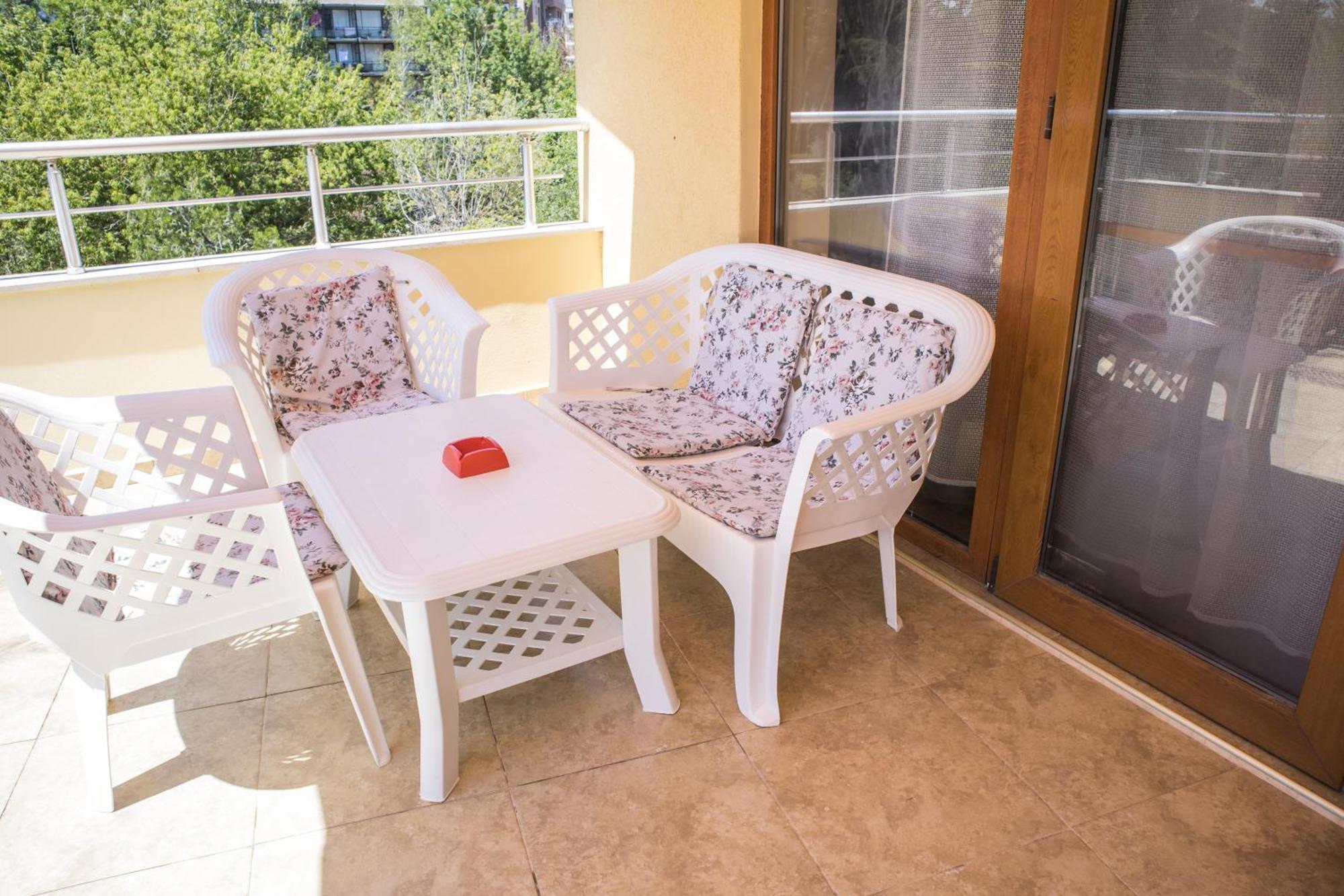 Hotel Buena Vissta Primorsko Luaran gambar