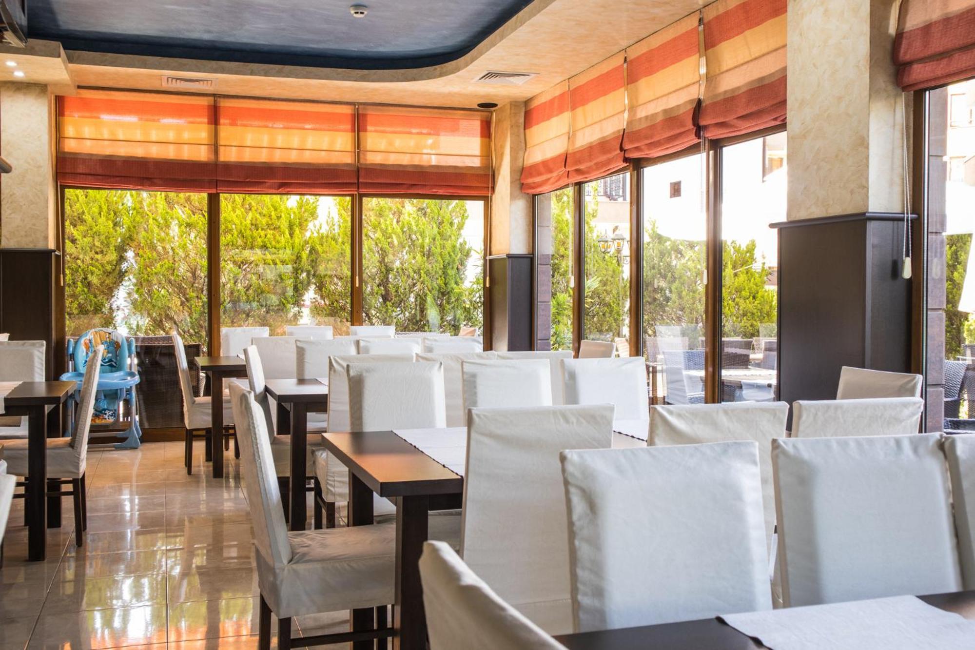 Hotel Buena Vissta Primorsko Luaran gambar