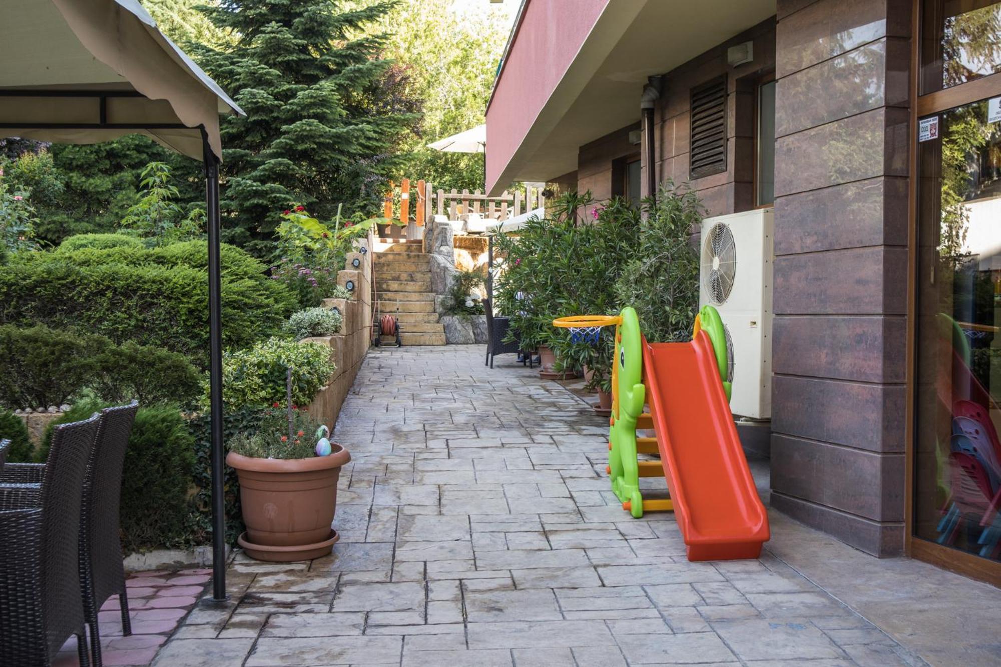 Hotel Buena Vissta Primorsko Luaran gambar