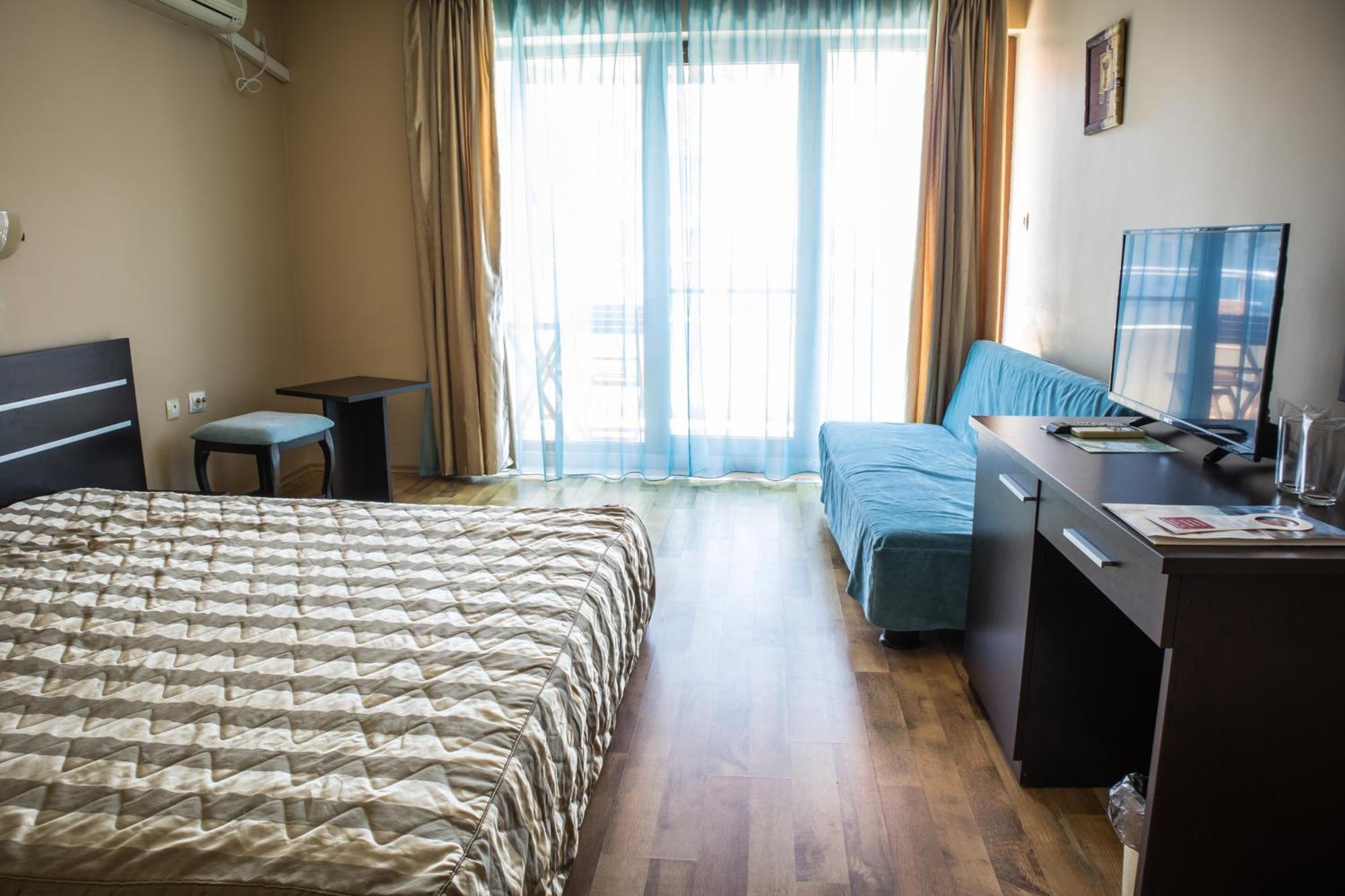 Hotel Buena Vissta Primorsko Luaran gambar